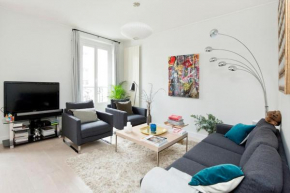 Appartement de luxe 1 chambre Tour Eiffel avec balcon